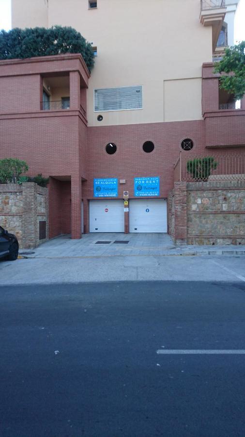Benalmadena Benalbeach Parking Privado Exterior foto
