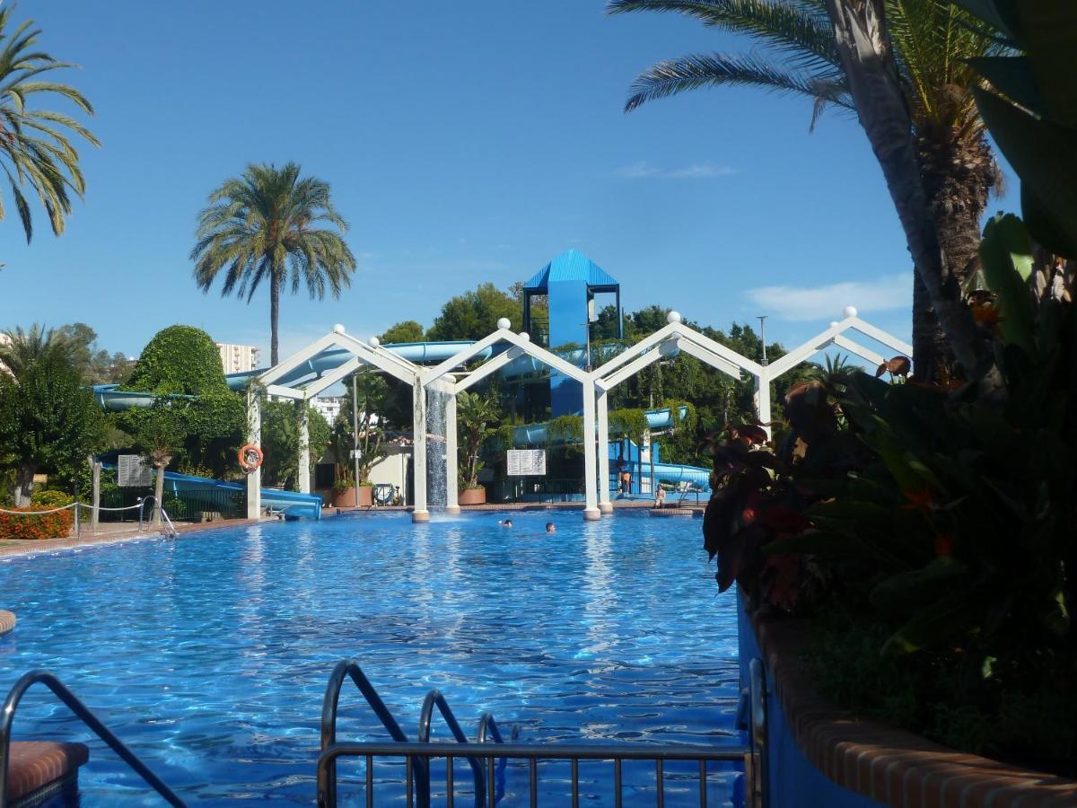 Benalmadena Benalbeach Parking Privado Exterior foto